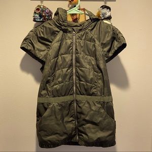 LULULEMON | camo puffer vest